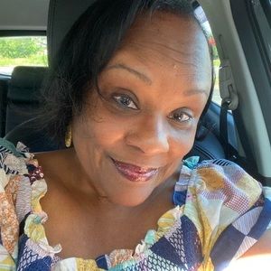 Meet your Posher, Anita